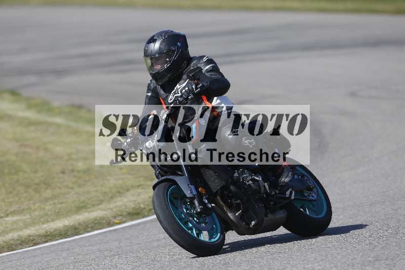 /01 02.04.2026 MAZ ADR/Gruppe gelb Gruppe gruen/86